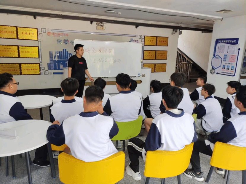 tyc8722太阳集团“一站式”学生社区开展消防安全教育活动