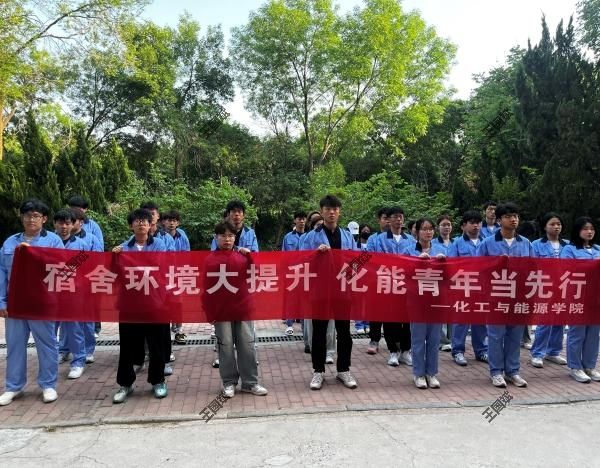 聚力整治宿舍环境 共建文明温馨家园—tyc8722太阳集团举办宿舍文明建设活动