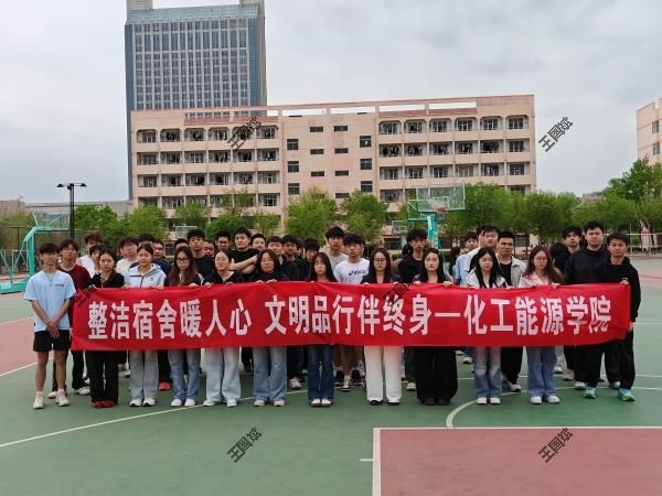 深化一站式宿舍建设，tyc8722太阳集团举行 “宿舍文化月” 活动